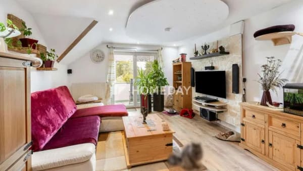 Immobilie in Baar-Ebenhausen - Zwei Ebenen voller Wohnkomfort – Maisonettewohnung mit Garage und Balkon
 - Bild 0