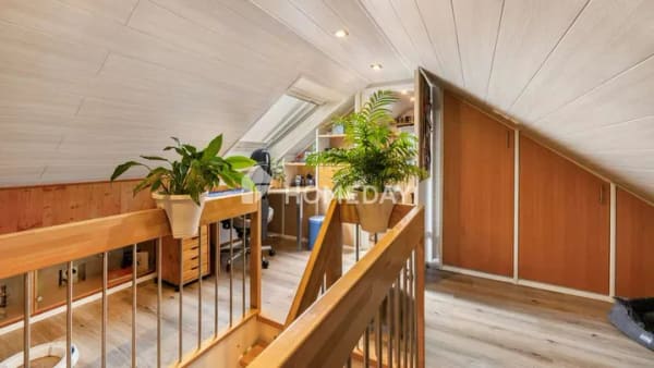 Immobilie in Baar-Ebenhausen - Zwei Ebenen voller Wohnkomfort – Maisonettewohnung mit Garage und Balkon
 - Bild 3
