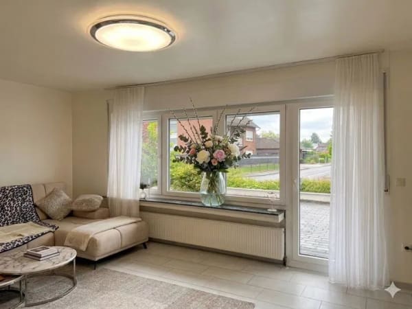 Immobilie in Vechta - Doppelhaushälfte -  energieeffizient  saniert, Effizienzhaus 70 EE - Bild 1