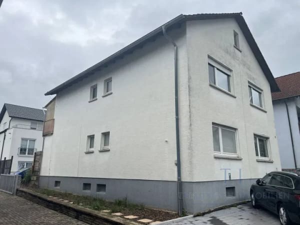 Immobilie in Bad Schönborn - Zweifamilienhaus in ruhiger Lage - Bild 0