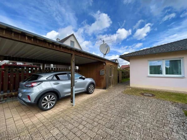 Immobilie in Hallerndorf - Moderner, gepflegter Bungalow mit Garten - Bild 2