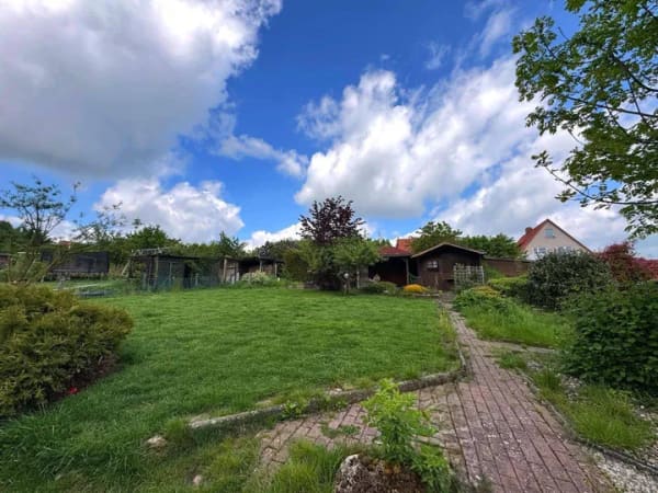 Immobilie in Rosdorf - Charmantes Einfamilienhaus mit zusätzlichem Grundstückspotenzial - Bild 2