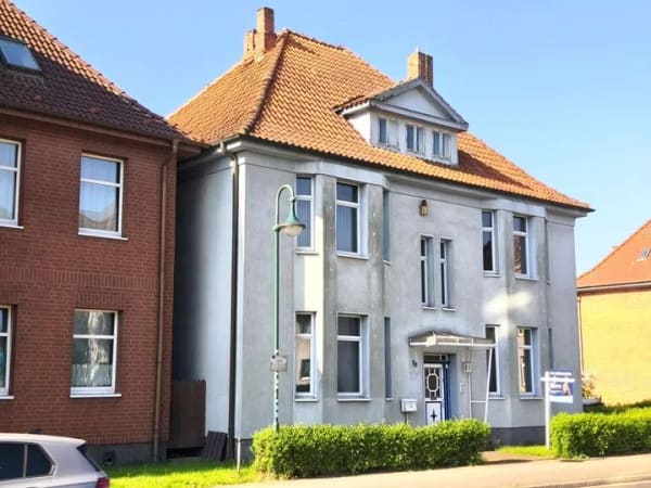 Immobilie in Hagenow - Stilvolles Wohn- und Geschäftshaus (2-3 Familienhaus möglich) mit großem Grundstück - Bild 2