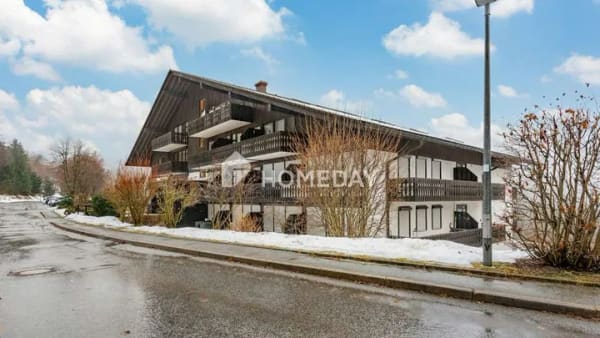 Immobilie in Schöfweg - Rückzugsort mit Charme - gemütliche Zweizimmerwohnung in ruhiger Umgebung - Bild 0