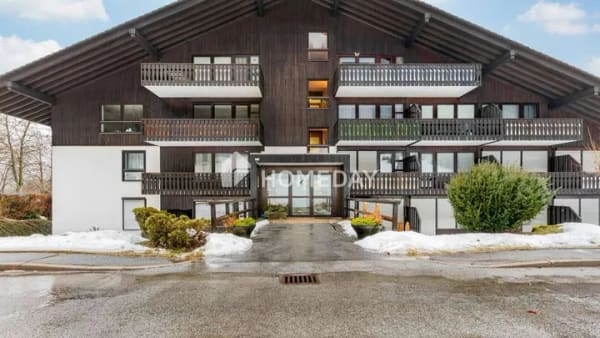 Immobilie in Schöfweg - Rückzugsort mit Charme - gemütliche Zweizimmerwohnung in ruhiger Umgebung - Bild 1