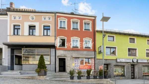 Immobilie in Tittling - Wohn- und Geschäftshaus mit sonniger Dachterrasse und vielseitigem Nutzungskonzept - Bild 0