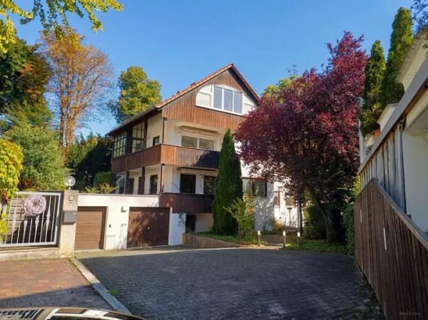 Immobilie in Bad Wörishofen - Großzügige Doppelhaushälfte mit Einliegerwohnung mitten im Herzen von Bad Wörishofen - Bild 1