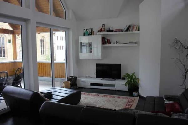 Immobilie in Neckarwestheim - Traumhafte Maisonette-WHG, 137 m² Wfl., Top-Ausstattung, EBK, Südbalkon, Garage, attraktive Lage! - Bild 1