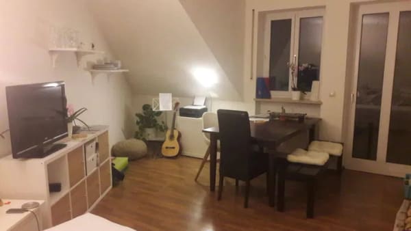Immobilie in Muhr am See - Schöne Dachgeschosswohnung mit Urlaubsflair im Zentrum von Muhr am See direkt am Altmühlsee - Bild 1