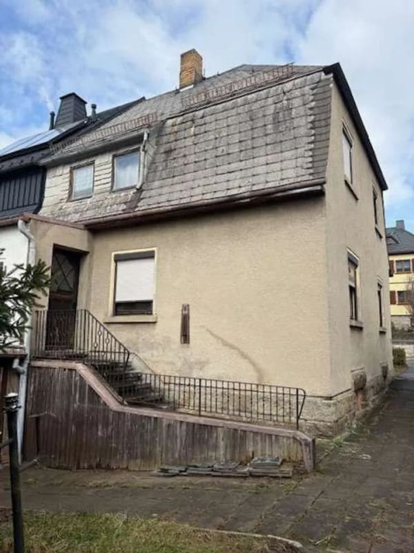 Immobilie in Rodewisch - 08228! Beliebte Lage - Familie für eine Doppelhaushälfte gesucht! - Bild 1