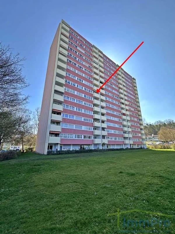 Immobilie in Böblingen - Kapitalanlage oder neues Zuhause: 3-Zimmer-Eigentumswohnung mit Weitblick - Bild 1