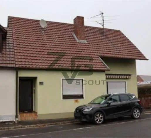 Immobilie in Wiesentheid - Wiesentheid: Einfamilienhaus mit Garage - Bild 0
