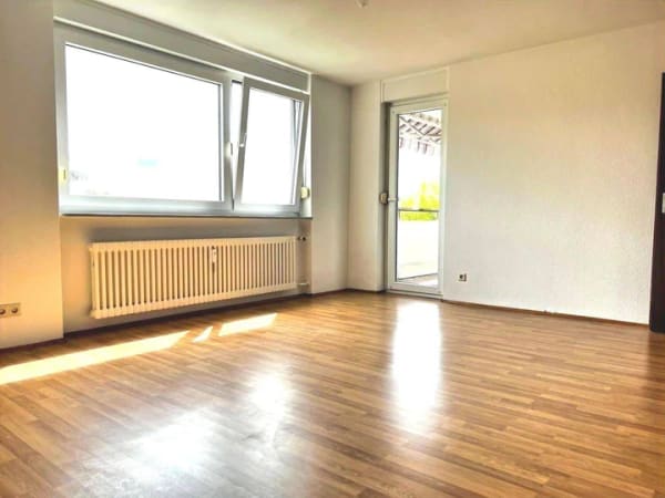 Immobilie in Eggenstein-Leopoldshafen - Ihr neues Zuhause: Stilvolle 3-Zimmer-Wohnung mit Balkon In Eggenstein-Leopoldshafen zu verkaufen - Bild 2