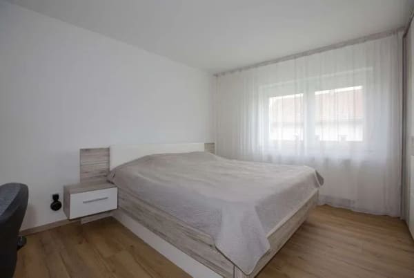 Immobilie in Kößlarn - Liebevoll saniertes Einfamilienhaus – familienfreundlich und bezugsbereit - Bild 2