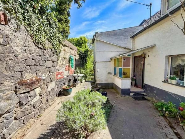 Immobilie in Mendig - Charmantes Einfamilienhaus mit Garten und Grünblick in Obermendig - Bild 3