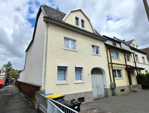 Immobilie in Bonn - Rendite-Mehrfamilienhaus Entwicklungspotenzial Bonn-Duisdorf erzielbare Gesamtmiete 42000 EUR + NK - Bild 1
