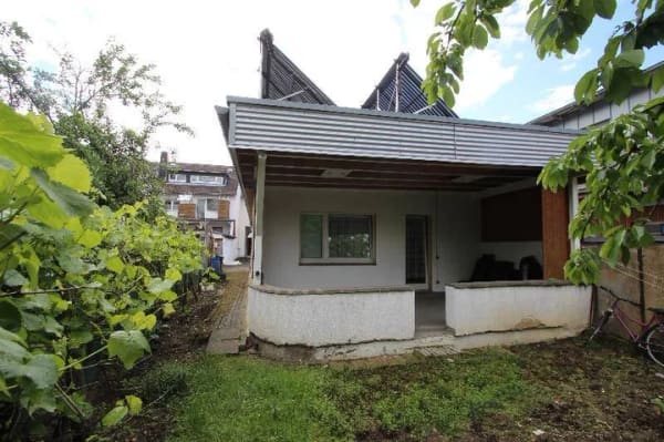 Immobilie in Bonn - Rendite-Mehrfamilienhaus Entwicklungspotenzial Bonn-Duisdorf erzielbare Gesamtmiete 42000 EUR + NK - Bild 4