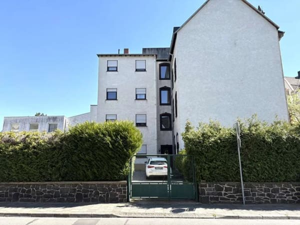 Immobilie in Mayen - Attraktives Mehrfamilienhaus mit stabiler Zimmervermietung und Entwicklungspotenzial in Mayen - Bild 0