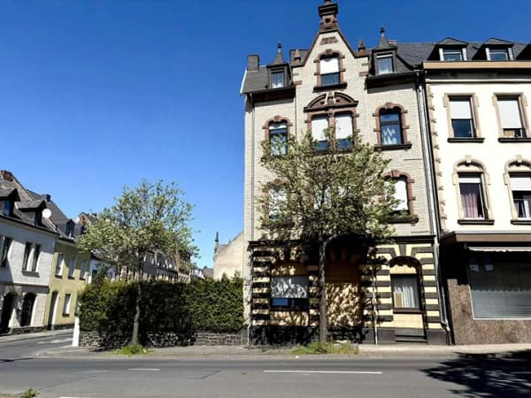Immobilie in Mayen - Attraktives Mehrfamilienhaus mit stabiler Zimmervermietung und Entwicklungspotenzial in Mayen - Bild 1