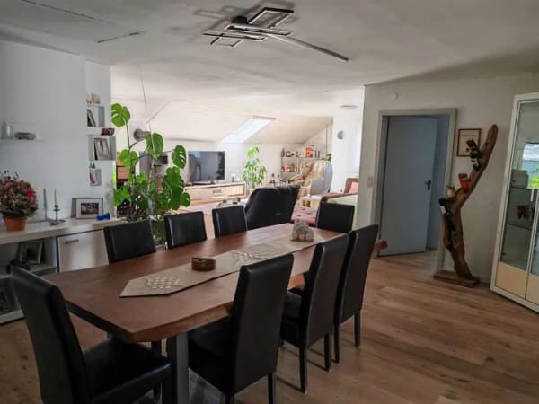 Immobilie in Essingen - Viel Platz für Ihre Ideen: 5,5-Zimmer-Wohnung in Essingen - Bild 4