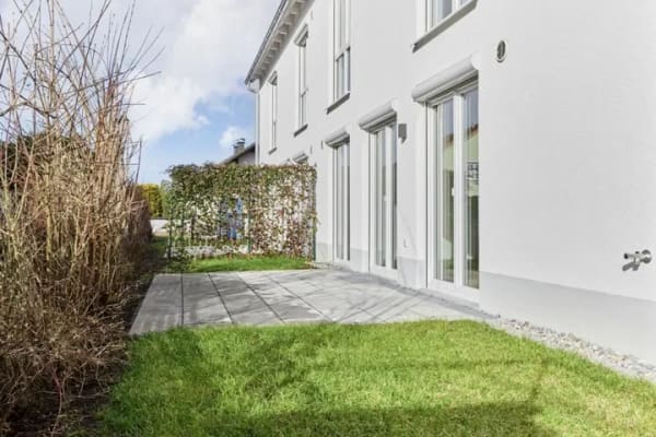 Immobilie in Ettringen - LETZTE CHANCE! Familienfreundliche Doppelhaushälfte mit Stil & Komfort in Ettringen - Bild 2