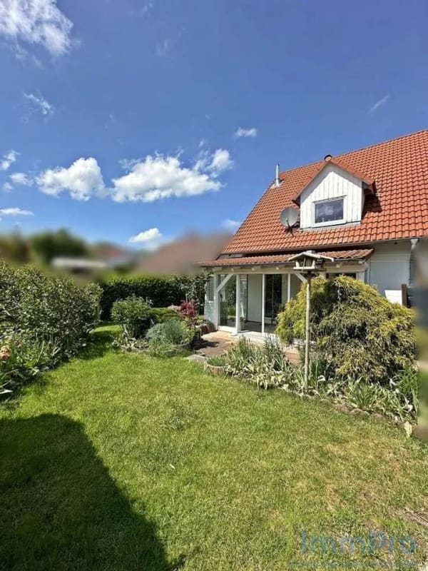 Immobilie in Starzach - Familienfreundliche Doppelhaushälfte mit Carport und Süd-West-Garten in Starzach-Felldorf - Bild 0