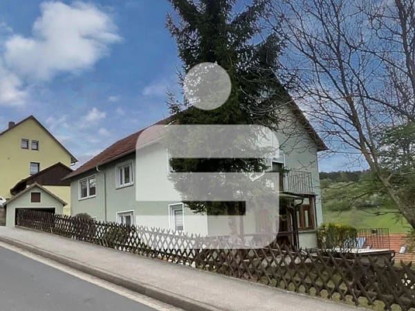 Immobilie in Münnerstadt - NICHT MEHR VERMIETET - Eigennutzung des gesamten Hauses möglich! - Bild 0