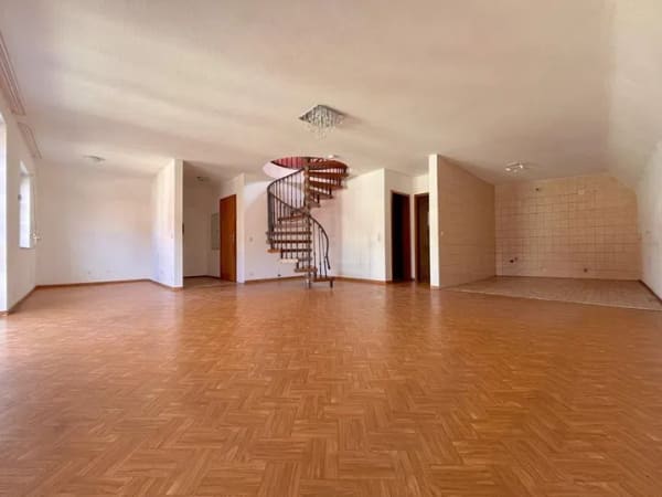 Immobilie in Gernsbach - Raum für Neues: 3-Zimmer Maisonettewohnung im Zentrum - Bild 0