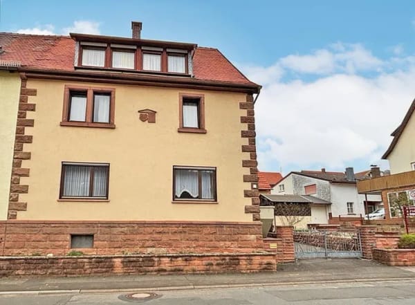 Immobilie in Collenberg - Viel Platz in zentraler Lage - Bild 2
