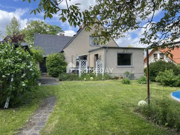 Immobilie in Lychen - Einfamilienhaus mit 5 Zimmern und weitläufigem Grundstück
(Baureserve für 2 Einfamilienhäuser) - Bild 1