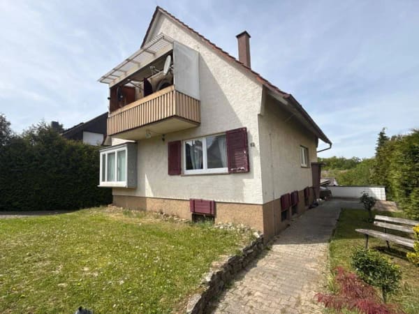 Immobilie in Ölbronn-Dürrn - Viel Platz für Ihre Ideen - Einfamilienhaus mit Scheune und großem Grundstück - Bild 0