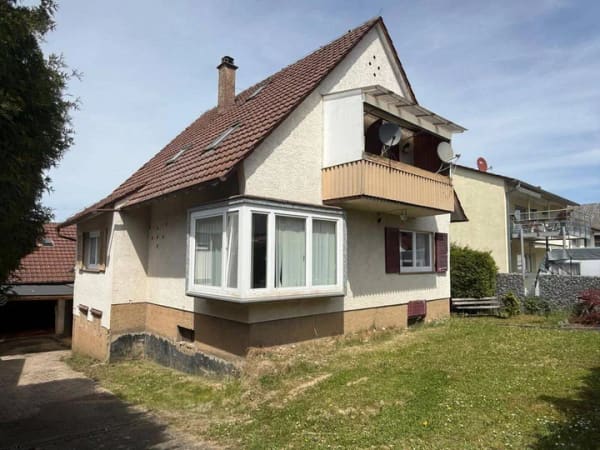 Immobilie in Ölbronn-Dürrn - Viel Platz für Ihre Ideen - Einfamilienhaus mit Scheune und großem Grundstück - Bild 1