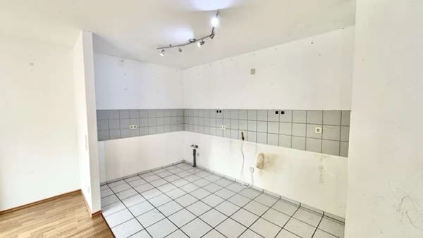 Immobilie in Eltville am Rhein - * Eltville: Bezugsfreie 3-Zimmer-Wohnung mit Balkon * - Bild 3