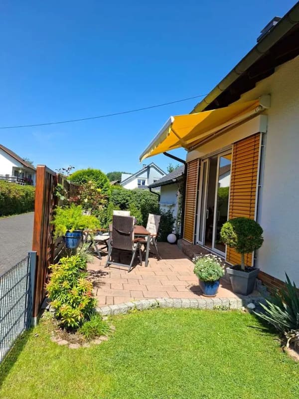 Immobilie in Freudenberg - Top Dreifamilienhaus * Freudenberg-Büschergrund * Sackgasse – Wohnen & zusätzliche Mieteinnahmen - Bild 3
