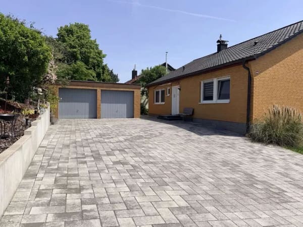 Immobilie in Gemmingen - - Gepflegter  Einfamilienbungalow mit Einliegerwohnung - - Bild 0