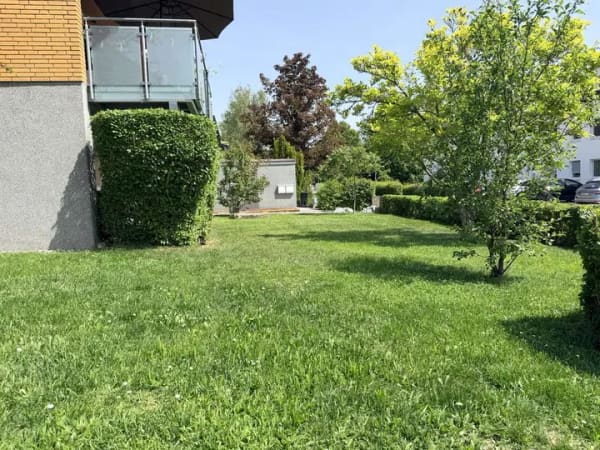 Immobilie in Gemmingen - - Gepflegter  Einfamilienbungalow mit Einliegerwohnung - - Bild 2