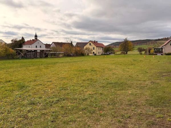 Immobilie in Jena - Baugrundstück in Jena und Umgebung gesucht - 500€ Vermittlungsprämie! - Bild 1