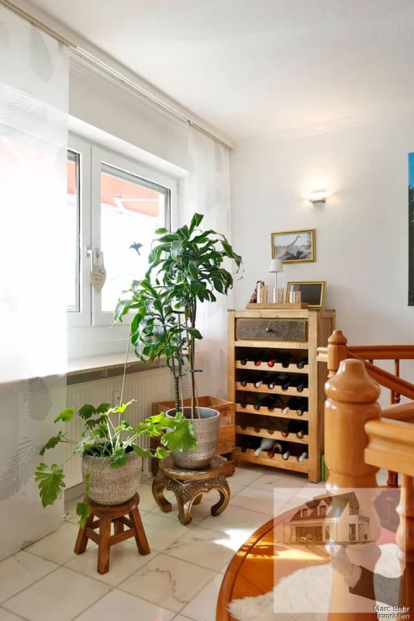 Immobilie in Ehlscheid - Wohnung mit Weitblick & Stil - Wohnen auf  182 m² - 2 große Dachterrassen - 2 TG-Plätze - Bild 2
