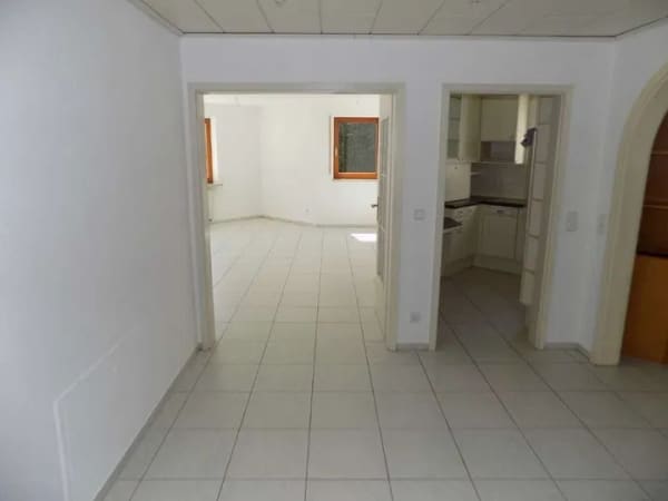 Immobilie in Bad Überkingen - 3-Zimmer-EG-Wohnung mit schöner Süd Terrasse - Bild 3