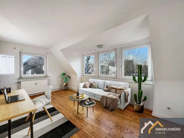 Immobilie in Tornesch - Mehrgenerationenhaus mit großem Grundstück in Tornesch - Bild 2