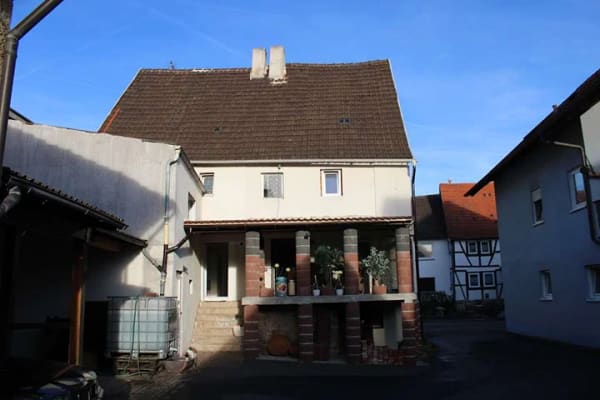 Immobilie in Höpfingen - Zweifamilienhaus mit Scheune-Garten-Garage mit Hebebühne - Bild 1