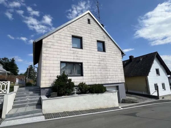 Immobilie in Aufhausen - Eigenbedarf oder Kapitalanlage? - Bild 1