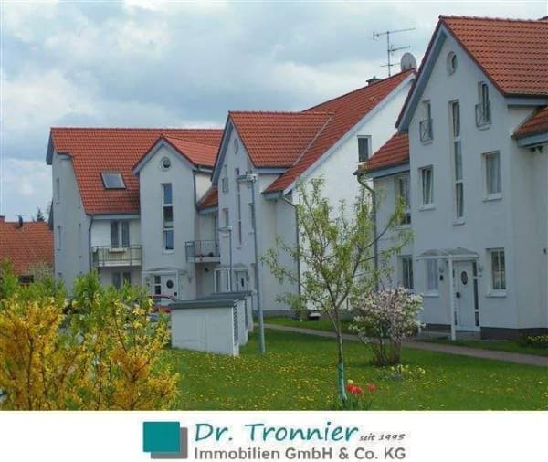 Immobilie in Biederitz - Villenvorort von Magdeburg: Kapitalanlage Biederitz 2-Zi-WE EBK, TG-Stellplatz, Südbalkon (Wo 52/22) Ortsmitte - Bild 0