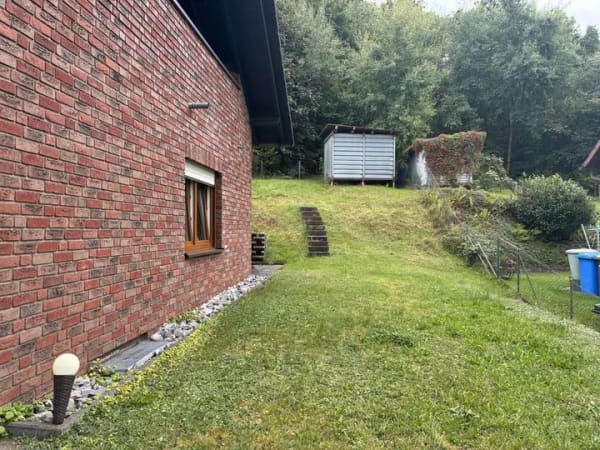 Immobilie in Niederfischbach - Kaufpreisreduzierung - 
Verklinkertes Einfamilienhaus mit Garage - Bild 3