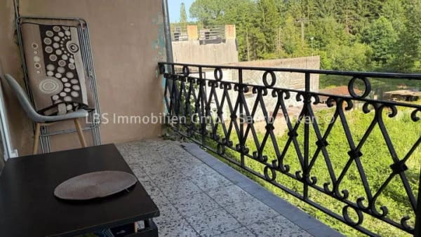 Immobilie in Beckingen - Einfamilienhaus mit großem Garten in Beckingen-Reimsbach - 5 ZKB - 150 m² Wfl. - 1.073 m² Grdst. - Bild 3