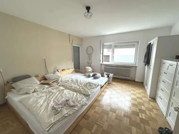 Immobilie in Köngen - Attraktives Zweifamilienhaus in zentraler Lage von Köngen - Bild 4