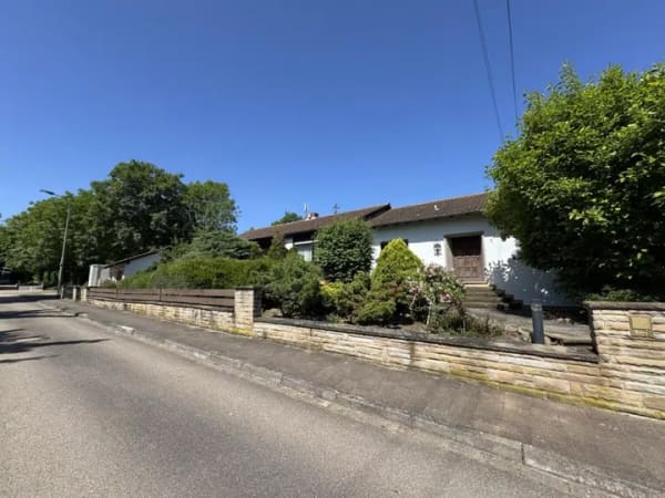 Immobilie in Marnheim - Repräsentatives Ein- bis Zweifamilienhaus - Bild 1