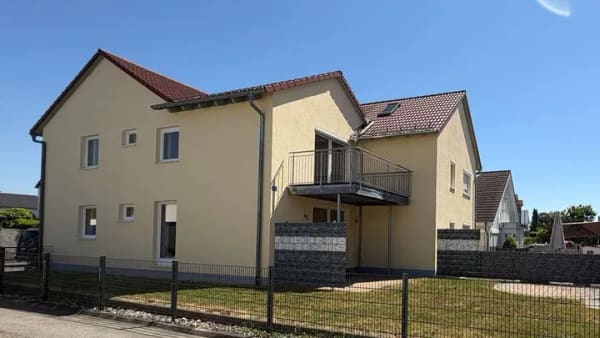 Immobilie in Wettstetten - Kernsanierte Erdgeschosswohnung mit Garten – Wohnen wie im eigenen Haus! - Bild 0