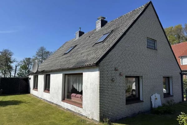 Immobilie in Wurster Nordseeküste - Siedlungshaus mit Anbau, 2 Garagen und 1 Carport - Bild 0