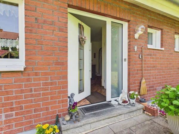 Immobilie in Bitburg - Gepflegtes Einfamilienhaus mit vermieteter Einliegerwohnung in attraktiver Wohnlage von Bitburg! - Bild 3